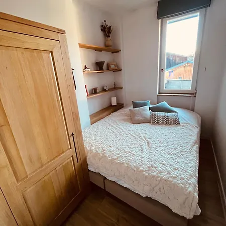 Superbe Village Apartment
